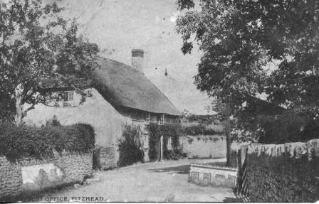 A thatched cottage in Fitzhead